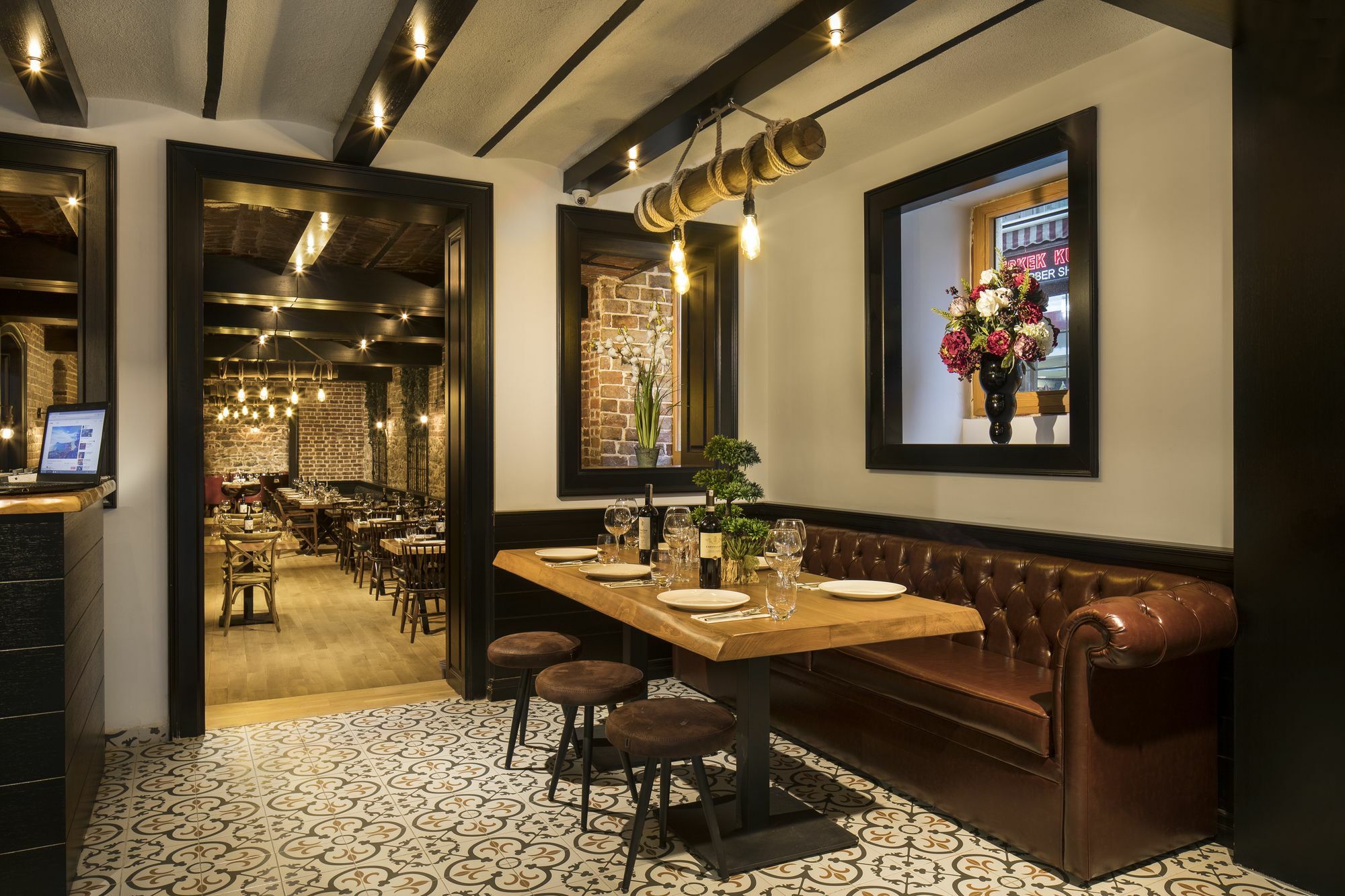 Akka Lush Hotel Taksim Istanbul Ngoại thất bức ảnh